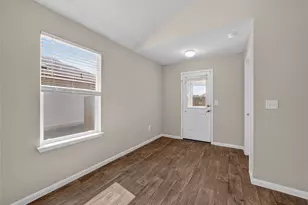 15001 Custis Ln, Austin, TX 78724 - Photo 10