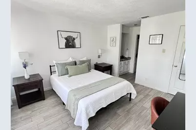 8888 Tallwood Drive #3209, Austin, TX 78759 - Photo 4