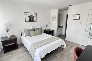 8888 Tallwood Dr, Austin, TX 78759 - Photo 4