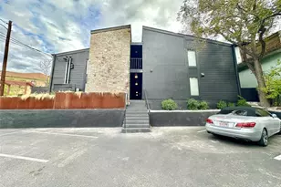 201 Academy Dr, Austin, TX 78704 - Photo 2