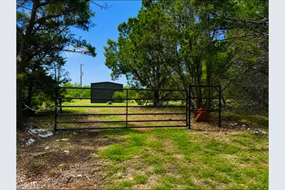 300 Live Oak Hills Court, San Marcos, TX 78666 - Photo 2