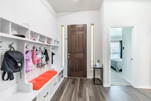 402 Pulitzer Dr, Hutto, TX 78634 - Photo 8