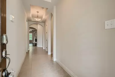 400 Entrada Way, Round Rock, TX 78681 - Photo 2
