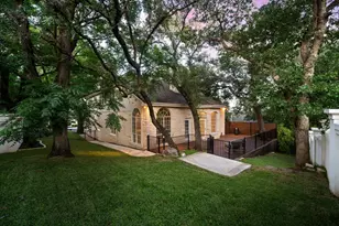1815 Rue de Saint Tropez, Austin, TX 78746 - Photo 38