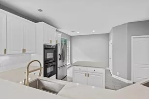 1815 Rue de Saint Tropez, Austin, TX 78746 - Photo 24