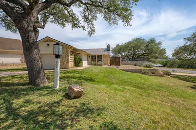305 Onyx Drive, Horseshoe Bay, TX 78657 - Photo 4