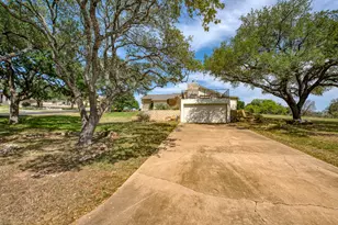 305 Onyx Dr, Horseshoe Bay, TX 78657 - Photo 22