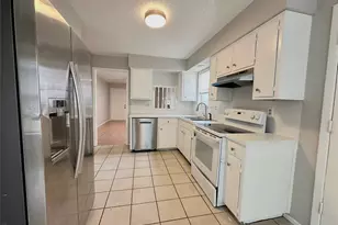 12401 Tree Line Dr, Austin, TX 78729 - Photo 6