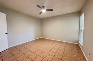 12401 Tree Line Dr, Austin, TX 78729 - Photo 10