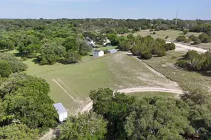 5775 Co Rd 200, Liberty Hill, TX 78642 - Photo 18