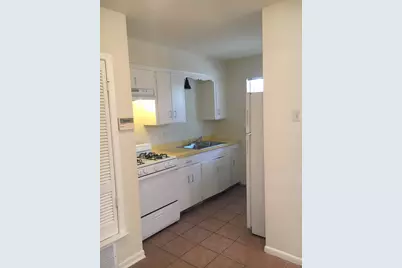 5213 Joe Sayers Avenue #6, Austin, TX 78756 - Photo 4