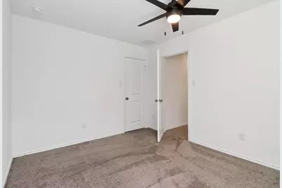 9028 James Bowie, Seguin, TX 78155 - Photo 8