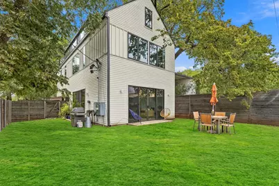 2213 E 5th Street, Austin, TX 78702 - Photo 4