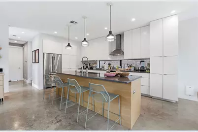 2213 E 5th Street, Austin, TX 78702 - Photo 2