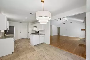 2717 Charlesworth Dr, Austin, TX 78745 - Photo 12