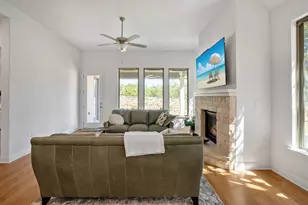 224 Diamondback Dr, Georgetown, TX 78628 - Photo 14