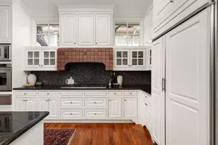 2300 Barton Creek Blvd, Austin, TX 78735 - Photo 12