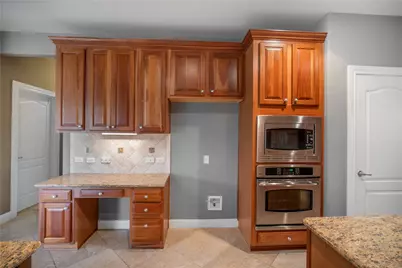 214 Summit Street, Georgetown, TX 78633 - Photo 12