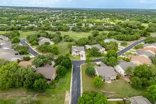 214 Summit St, Georgetown, TX 78633 - Photo 12