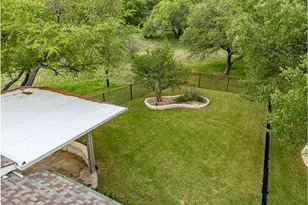 214 Summit St, Georgetown, TX 78633 - Photo 6