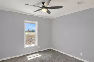 27 Co Rd 483, Taylor, TX 76574 - Photo 22