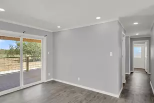 27 Co Rd 483, Taylor, TX 76574 - Photo 18