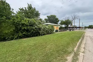 418 S 5th St, Temple, TX 76504 - Photo 4