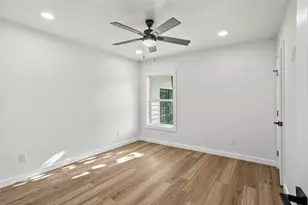 103 N Ave C, Johnson City, TX 78636 - Photo 28