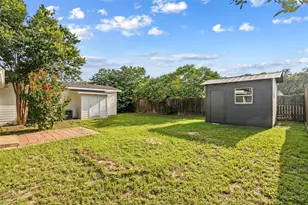 103 N Ave C, Johnson City, TX 78636 - Photo 32