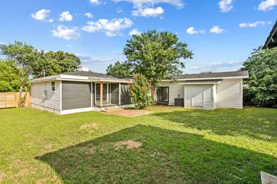 103 N Avenue C, Johnson City, TX 78636 - Photo 32