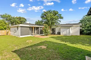 103 N Ave C, Johnson City, TX 78636 - Photo 32