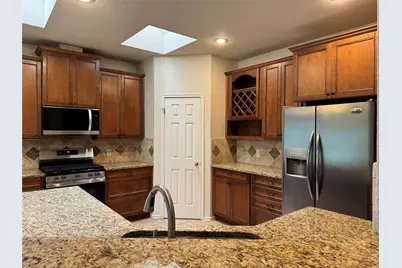 8001 Tallyho Trail, Austin, TX 78729 - Photo 10