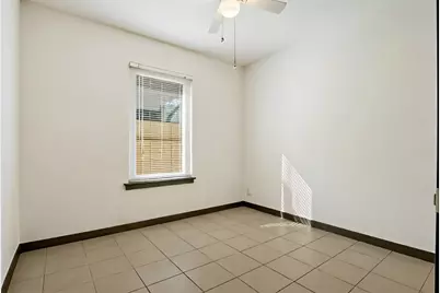 904 Plateau Cir #A, Austin, TX 78745 - Photo 14