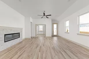 19100 Ariel Elena Wy, Pflugerville, TX 78660 - Photo 14