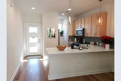 6800 Manchaca Road #4, Austin, TX 78745 - Photo 2