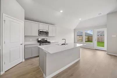 4729 Bridwell, Austin, TX 78754 - Photo 4