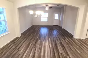 172 Pivot Dr, Taylor, TX 76574 - Photo 6