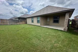 172 Pivot Dr, Taylor, TX 76574 - Photo 16