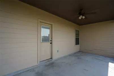 138 Joanne Cove, New Braunfels, TX 78130 - Photo 14