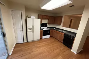 6912 Quinton Dr, Austin, TX 78747 - Photo 4