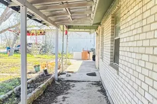 1120 W Goforth Rd, Buda, TX 78610 - Photo 2