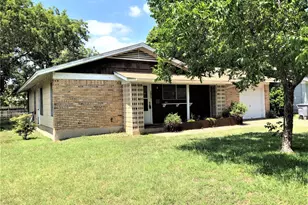 1405 Kamar Dr, Austin, TX 78757 - Photo 2
