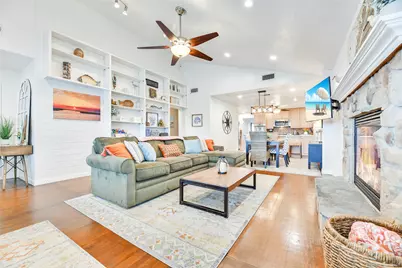 16619 Jamaica Cove Road, Jamaica Beach, TX 77554 - Photo 14