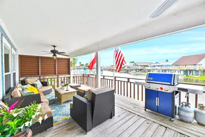 16619 Jamaica Cove Road, Jamaica Beach, TX 77554 - Photo 10