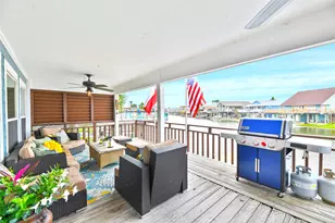 16619 Jamaica Cove Rd, Jamaica Beach, TX 77554 - Photo 10