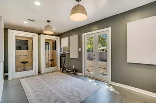 2117 Shoalmont Dr, Austin, TX 78756 - Photo 4