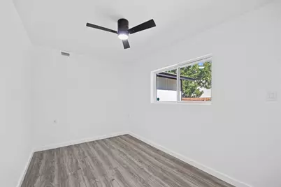 414 Loma Verde Street, Buda, TX 78610 - Photo 14