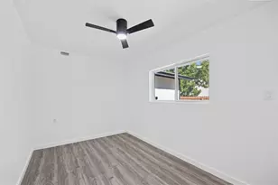 414 Loma Verde St, Buda, TX 78610 - Photo 14