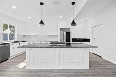 414 Loma Verde Street, Buda, TX 78610 - Photo 6