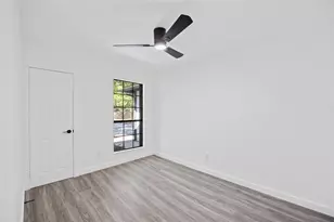 414 Loma Verde St, Buda, TX 78610 - Photo 12